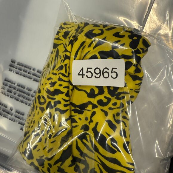 AQ Sport Shorts Women 1X Plus Yellow Animal Print Pull On Mid Rise Chino Casual - Picture 6 of 6